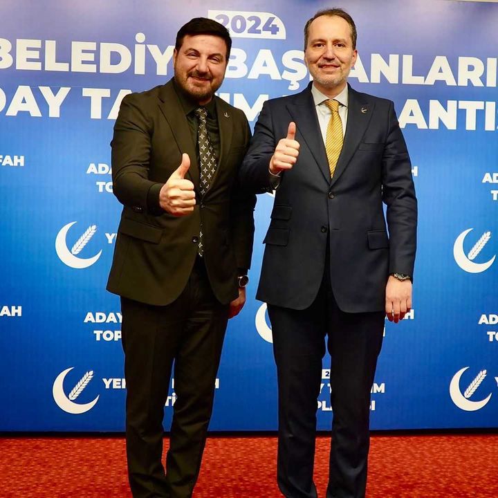 Şarkıcı Davut Güloğlu ile Yeniden Refah Partisi Genel Başkanı Fatih Erbakan