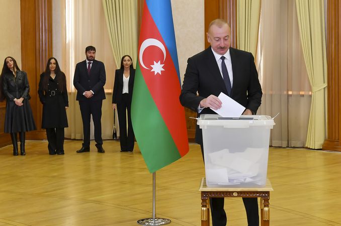 İlham Aliyev, 5. dönem görevine başladı - Resim : 1