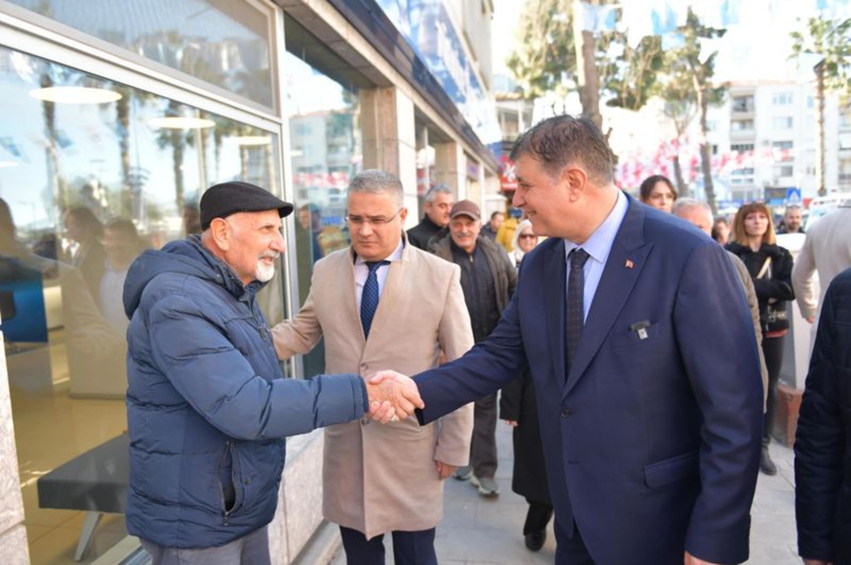 Cemil Tugay- CHP İzmir büyükşehir belediye başkan adayı