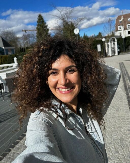 Женщина 40 лет фото. Праздник день счастливой женщины. 30 июня женщина. 30 июня женщина. Женщины.