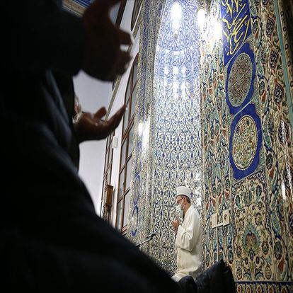 Uyku duası okunuşu ve Türkçe anlamı! Uyku duası nedir, ne anlama gelir, uyumadan önce hangi dua okunur?