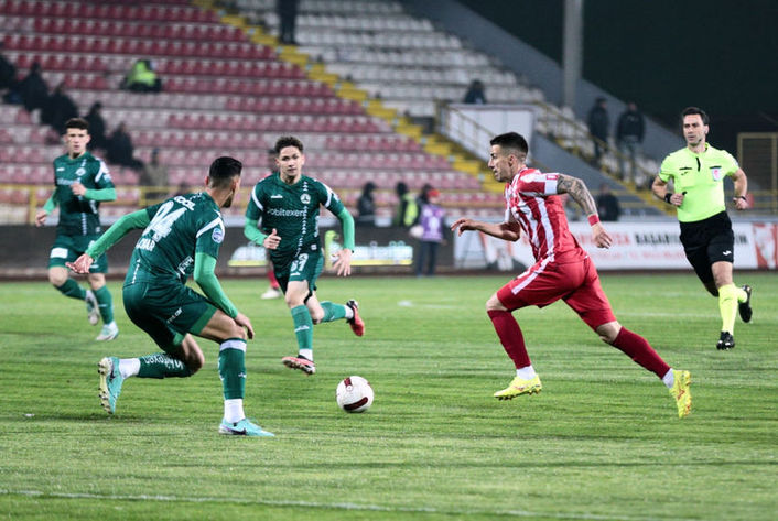 Boluspor: 2 - Giresunspor: 1 | MAÇ SONUCU - Futbol Haberleri