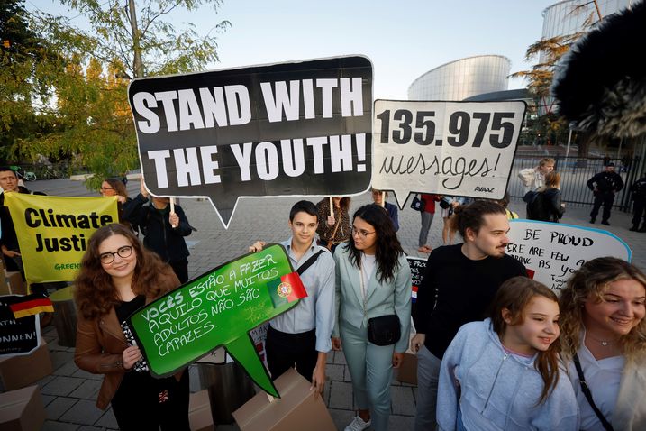 Türkiye dahil 32 ülkeden şikayetçi Portekizli gençler AİHM önünde