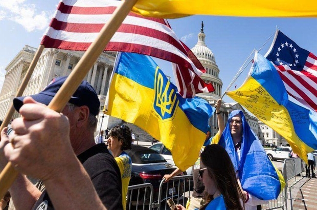 ABD'de Senato da Ukrayna, İsrail ve Tayvan'a askeri yardım paketini onayladı