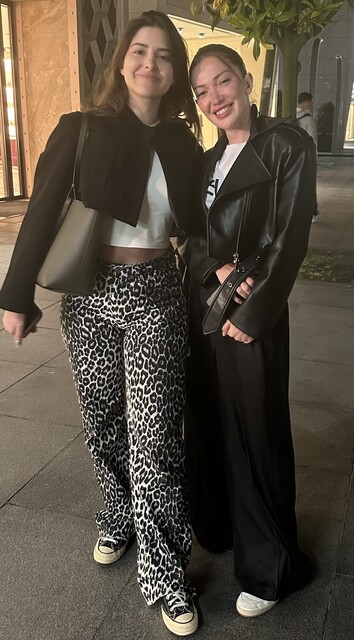 Bertu� �zg�r Y�ld�r�m ile Ala Tokel a�k ya��yor