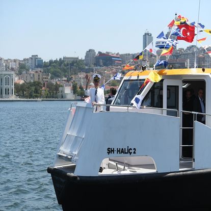 İstanbul'da deniz dolmuşlar suya indirildi