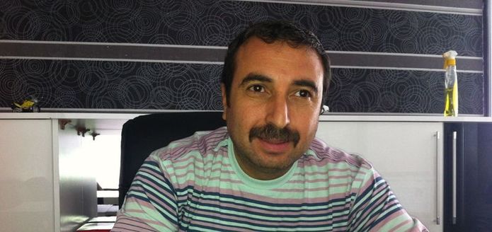 Murat Taphasan (55), besicilikle uğraşıyordu.