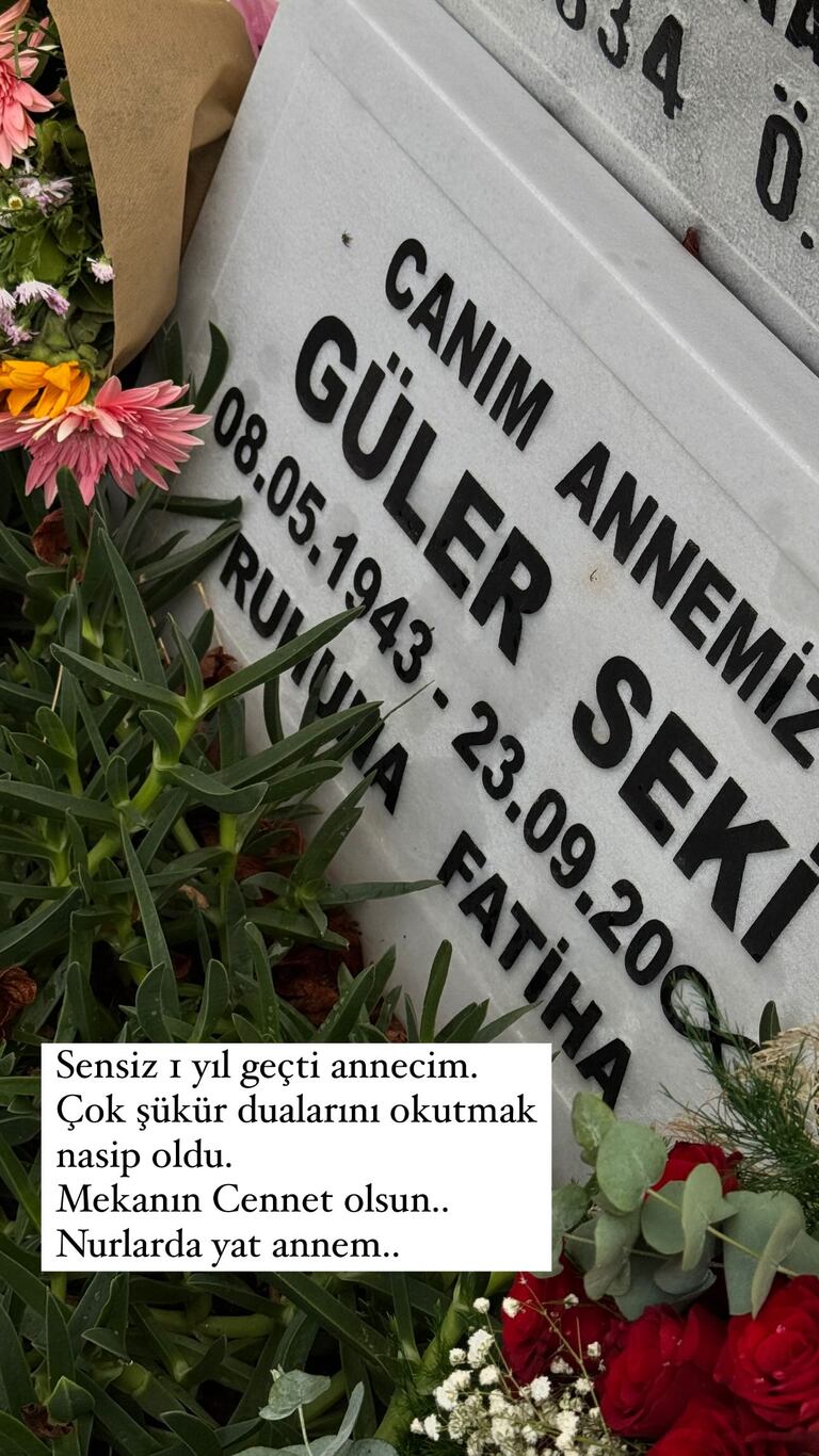 Deniz Seki Annesi G Ler Seki Yi L M Y L D N M Nde And Sensiz Bir Y L Ge Ti Magazin Haberleri