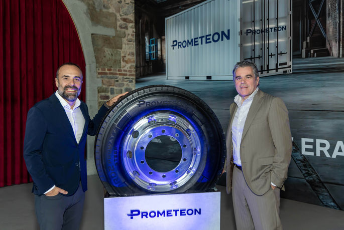 Prometeon Türkiye, AFME, Rusya, CIS Bölge CEO'su Gökçe Şenocak ve Prometeon Tyre Group CEO'su Roberto Righi