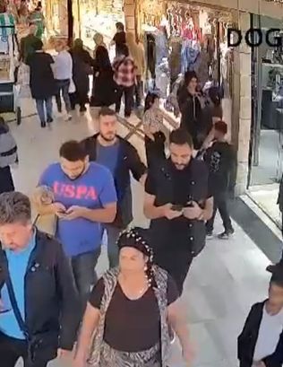 Gelin katili kay�nvalide kuyumcuda yakaland�!