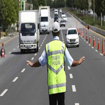 İstanbul'da bugün hangi yollar trafiğe kapatıldı?