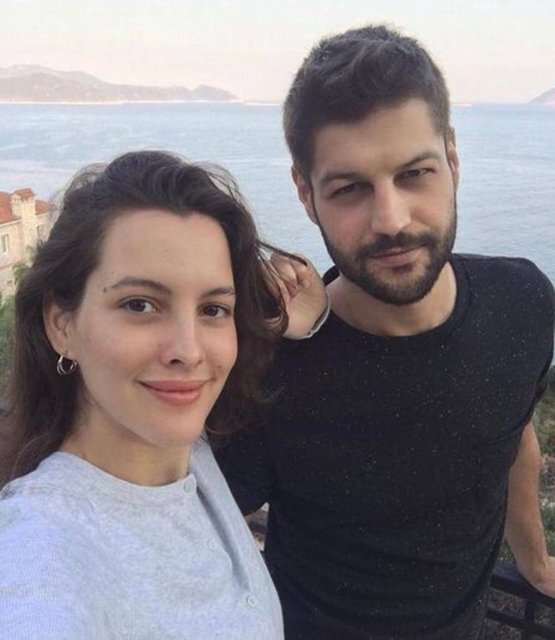 Serhat Teoman ile Leyla Feray'dan evlilik a��klamas�