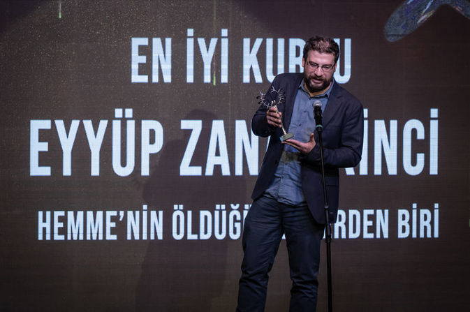 Eyyüp Zana Ekinci Hemme'nin Öldüğü Günlerden Biri filmiyle En İyi Kurgu ödülünü aldı.