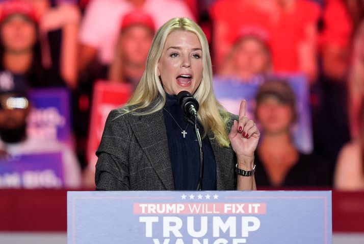 Pam Bondi adalet bakanlığına aday