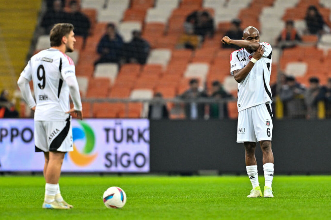 Adana Demirspor-Beşiktaş maçı yazar yorumları - Beşiktaş Haberleri