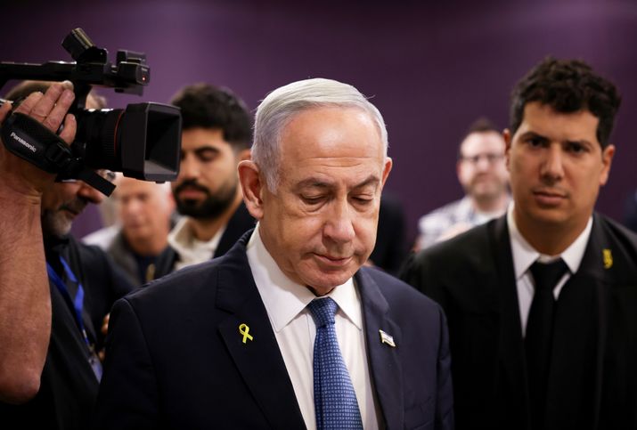 Netanyahu geçen ay Tel Aviv mahkemesinde ifade verdi