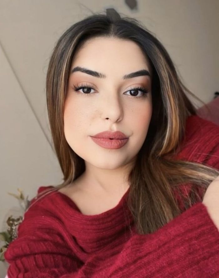 Beyza Akdoğan'ın (21)