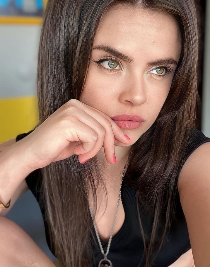 Elif Kırav