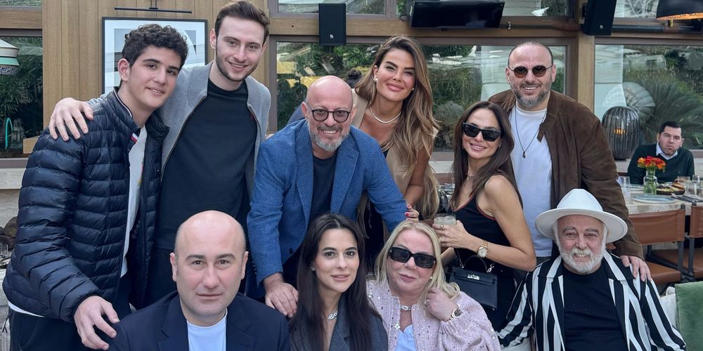 Vardar'a ailece kutlama...