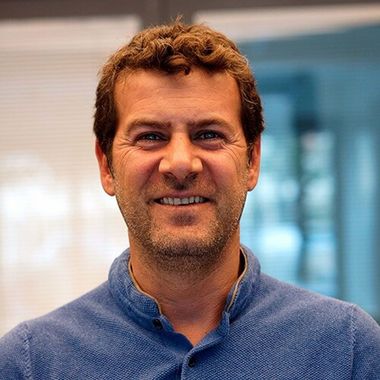 Ömer Hakan Tolon, 52 yaşında hayata veda etti.