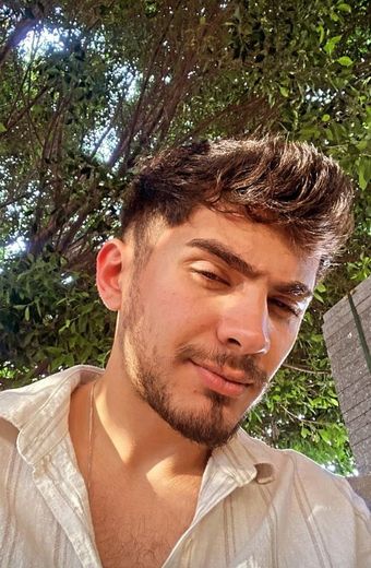 24 yaşındaki Mehmet Ayaz, olay yerinde ölü bulundu.