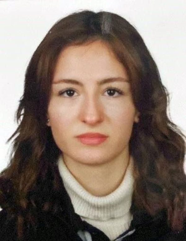 Melisa Şimşek (16)