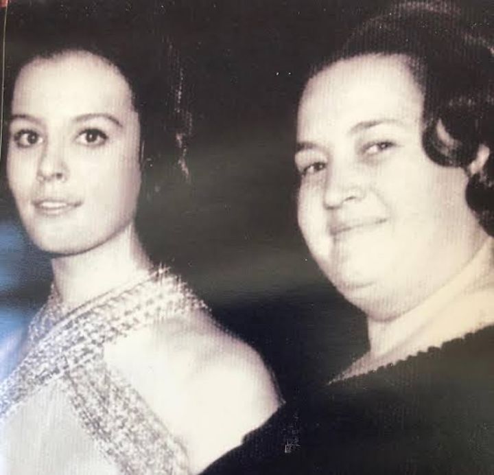 Hülya Koçyiğit ve annesi Melek Koçyiğit
