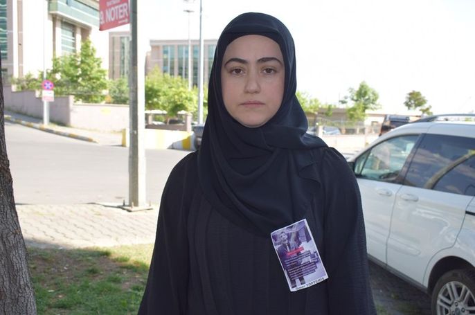 Maktul Ömer Toptemiş’in eşi Ayşegül Toptemiş de duruşmaya katıldı.