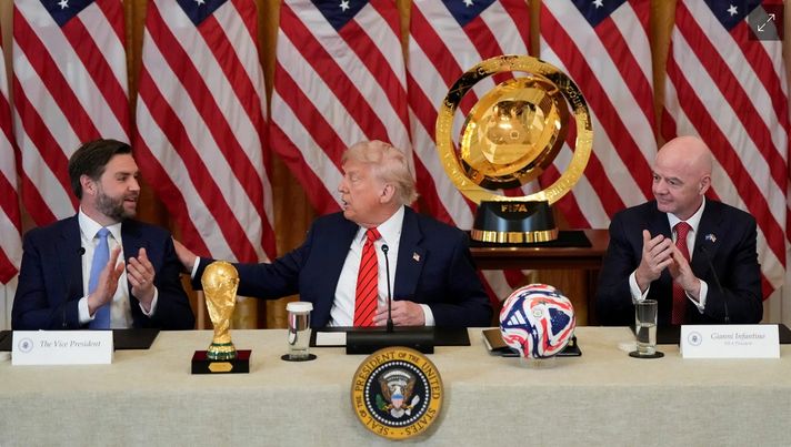 JD Vance, Trump ve Infantino Beyaz Saray'da toplantıda