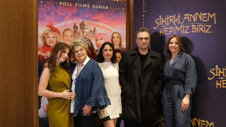 Zeynep Özkaya, Nevra Serezli, Şeyda Odabaş, Kutsi ve Gizem Güven