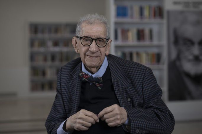 Doğan Hızlan