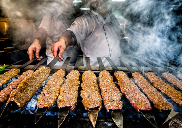 Adana kebap