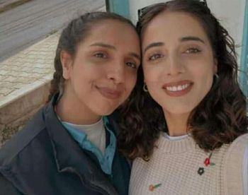 Emine Baran ve Fatma Baran, işten dönüyorlardı.