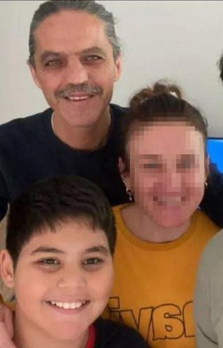 Menderes Aşgın ve oğlu Kıvanç Aşgın ve N.A.