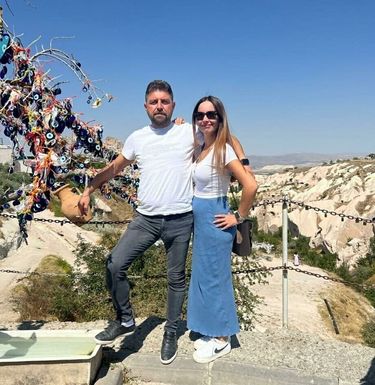 Özkan ve eşi Suna Nazlı, İzmir'de toprağa verildi.