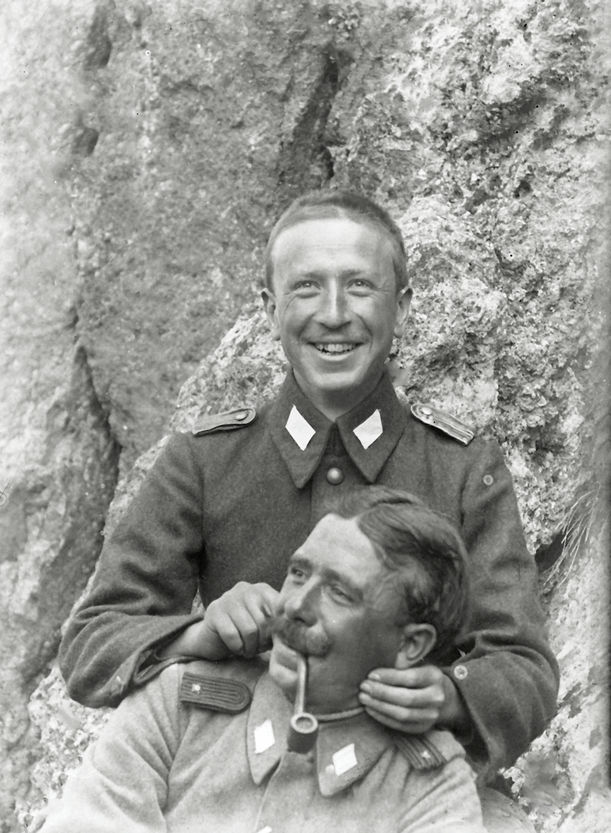 Arif Hikmet ile Avusturyalı bir subay, Erzurum, 1915.