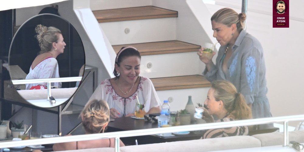 Mega yatta kız kıza tatil...