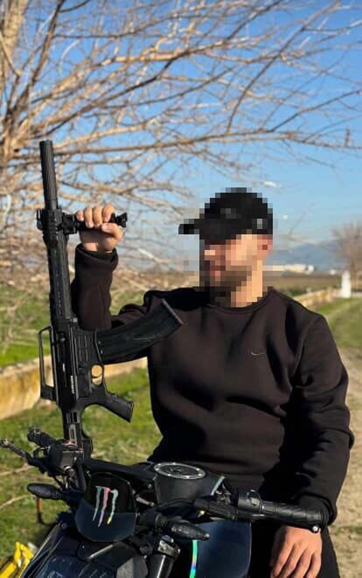 Genç kızın sevgilisi Efe F.