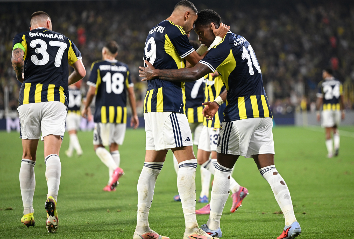 MUHTEMEL 11'LER | Fenerbahçe, sahasında Kocaelispor'u ağırlıyor ...