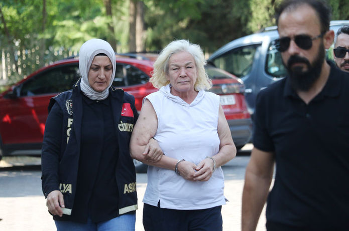 Rus eş Aısylu Akhmetshina, tutuklandı.