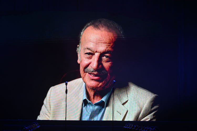 Sadri Alışık yapay zekâ fotoğrafı