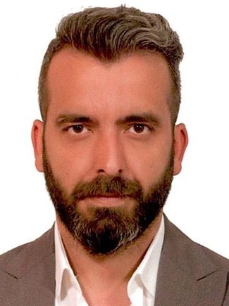 İsmini Serkan Çiçek olarak değiştiren MOSSAD ajanı.