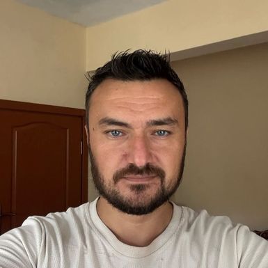 Polislikten malulen emekli edilen Okan Özcan.