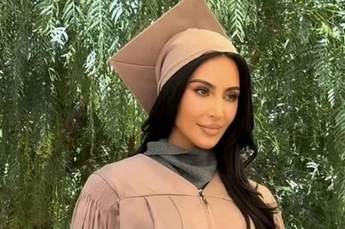 Kim Kardashian hukuk programı eğitimini mayısta tamamladı