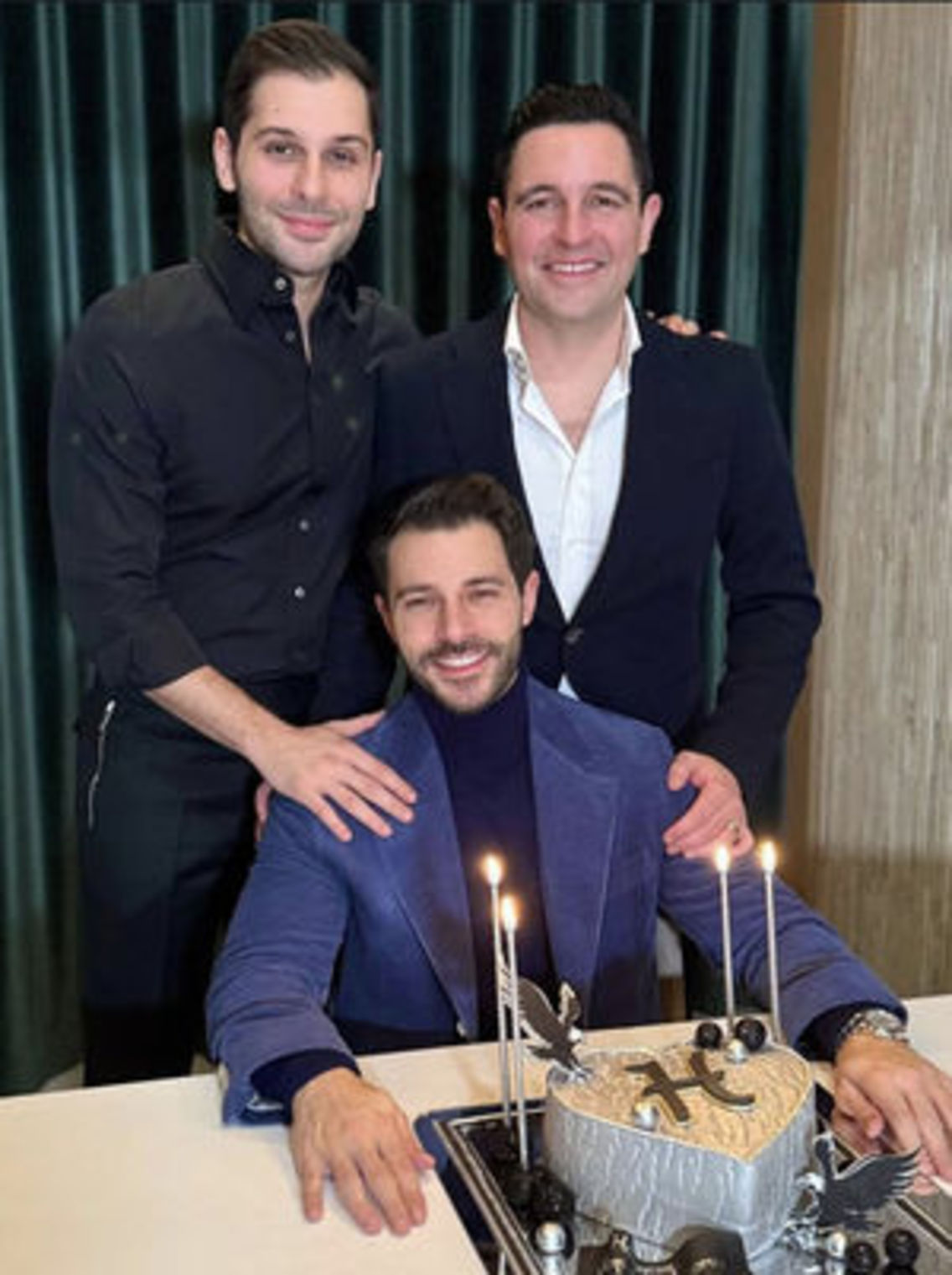 Kerim Sabancı (Sol başta) - Hacı Sabancı ve Hakan Sabancı 