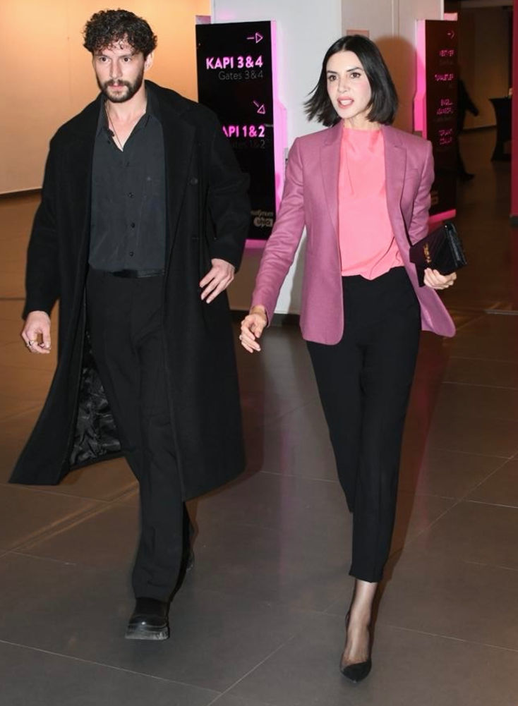 Bora Cengiz ve Ahu Yağtu