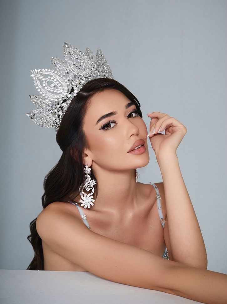 Ceren Arslan ilk 30'a giremeyerek 2025 Kainat Güzellik Yarışması'ndan elendi