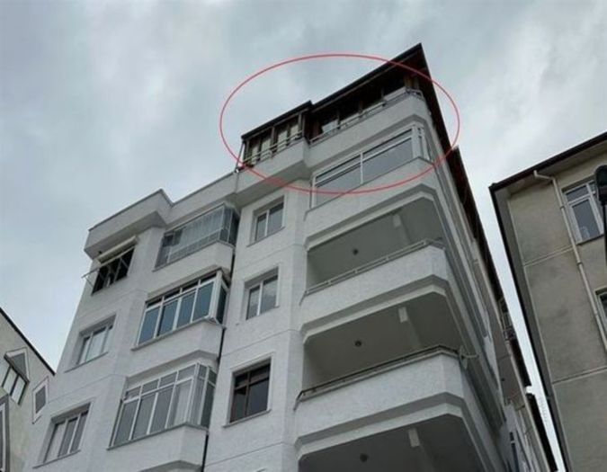 Güllü'nün Yalova'daki evinin dışarıdan görüntüsü