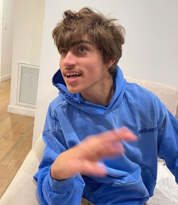 Colin Farrell'in engelli oğlu James 22 yaşında