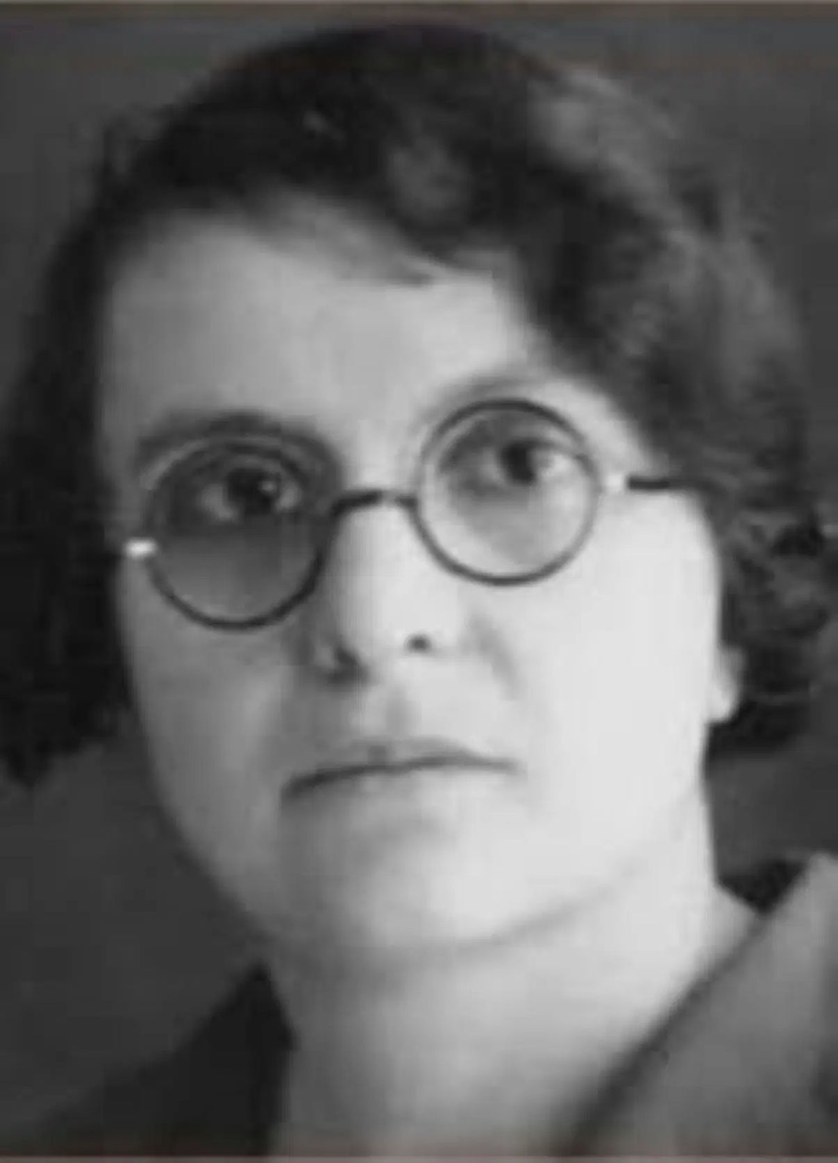 Mebrure Gönenç (1900 - 1981)